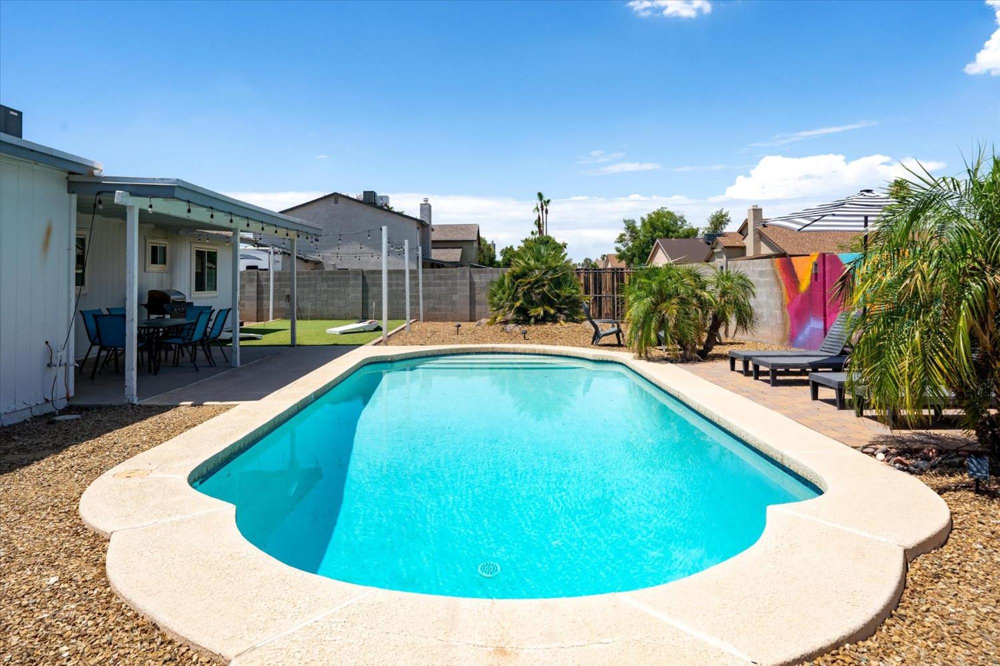 Mini Golf Fire Pit Pool Game Room Chandler Exterior photo