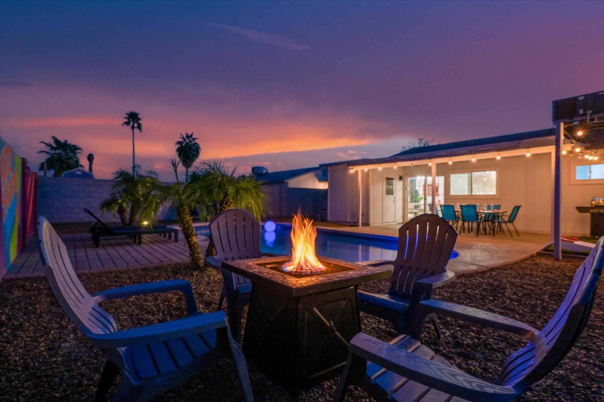 Mini Golf Fire Pit Pool Game Room Chandler Exterior photo