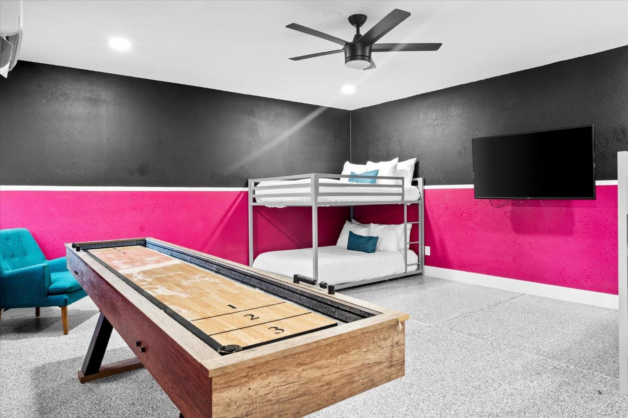 Mini Golf Fire Pit Pool Game Room Chandler Exterior photo