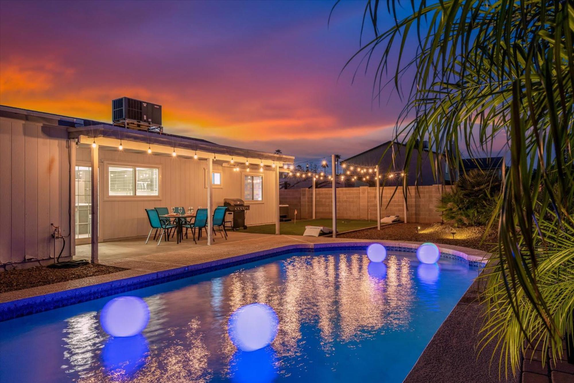 Mini Golf Fire Pit Pool Game Room Chandler Exterior photo